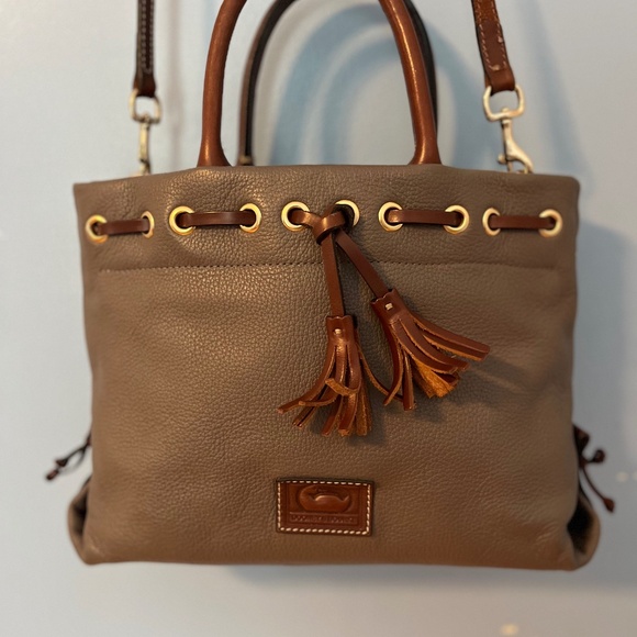 Dooney & Bourke Wakefield Tassel Tote – Taupe – Excellent Condition - Picture 1 of 3